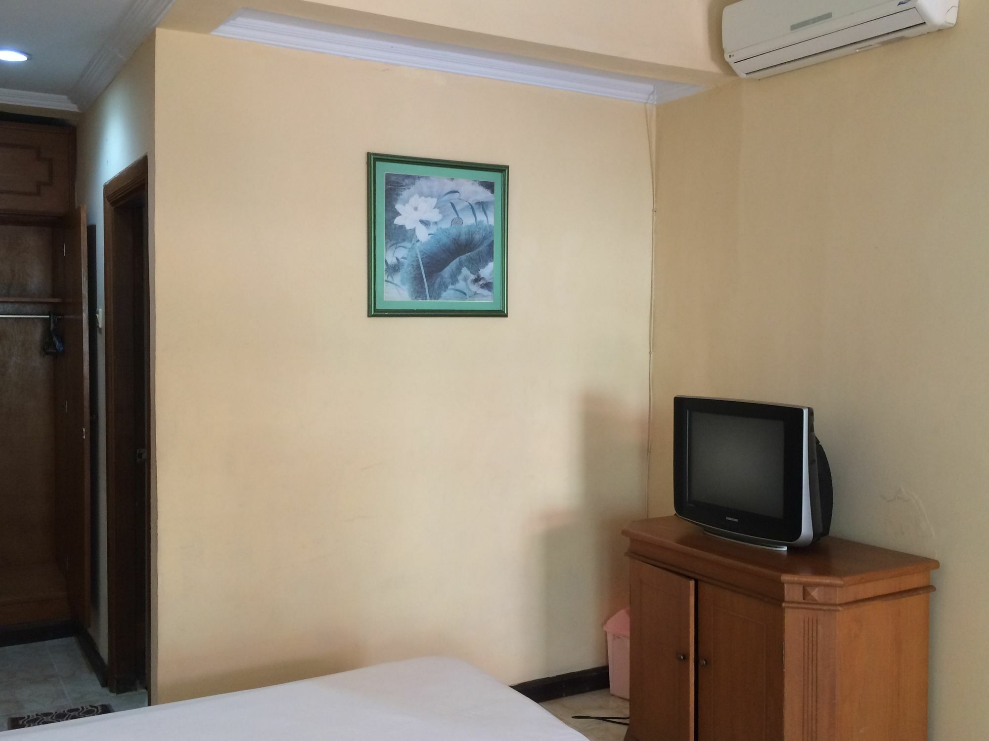 Sri Ratu Hotel Legian  Exterior photo